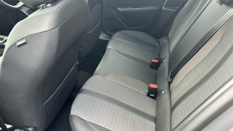 Peugeot 208 1.2 PureTech 100 Allure Premium + 5dr Petrol Hatchback